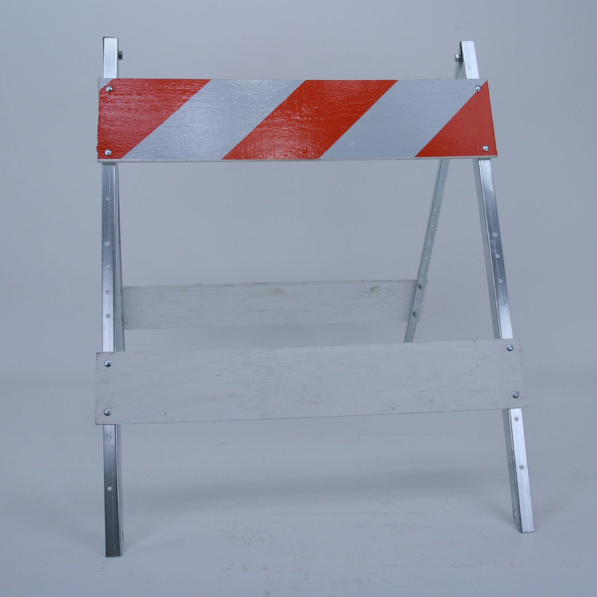 TD2300 Type I & II Works Barricade – Plywood/Steel